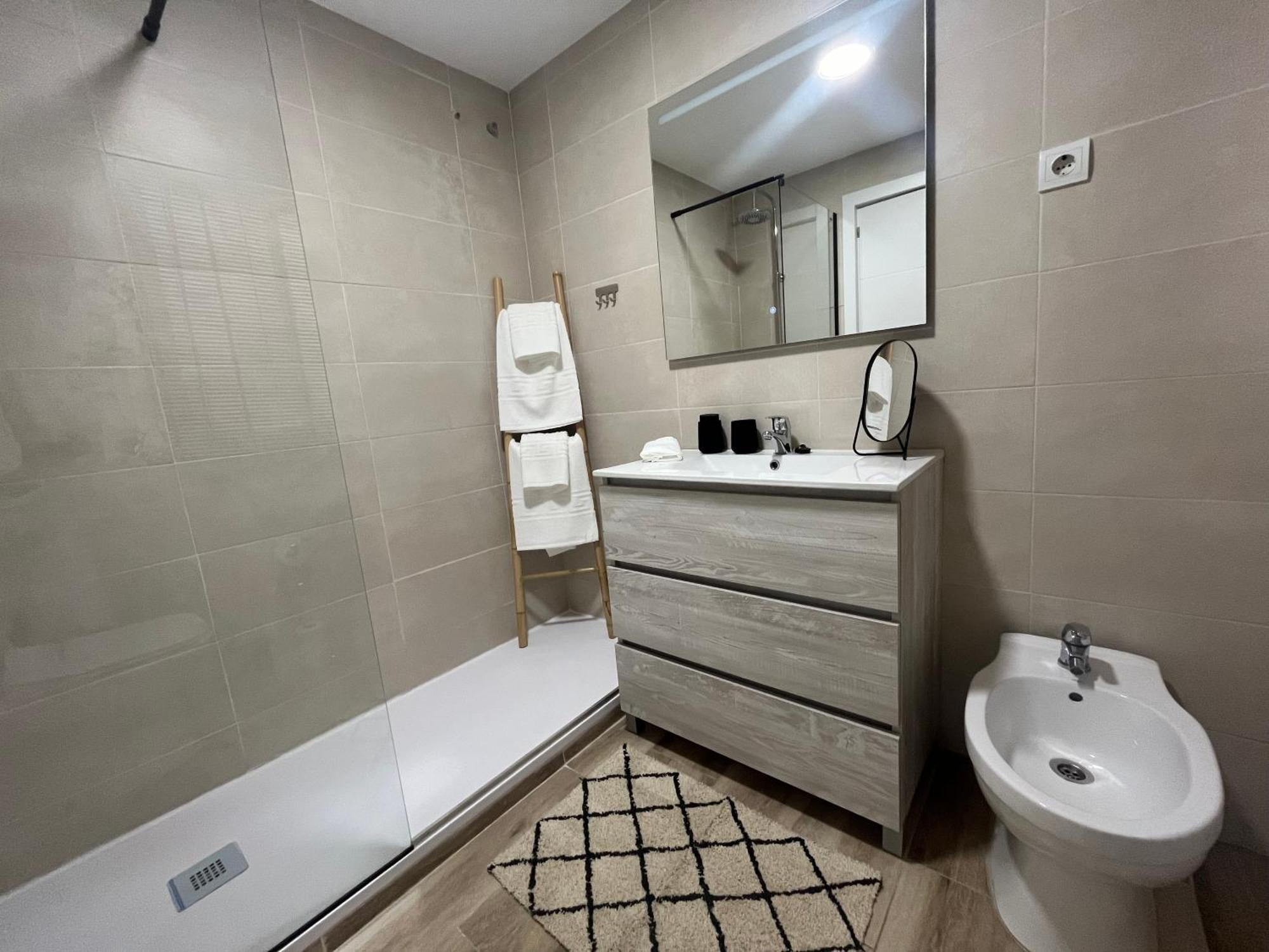 Love Rent4 Malaga Huelin 외부 사진